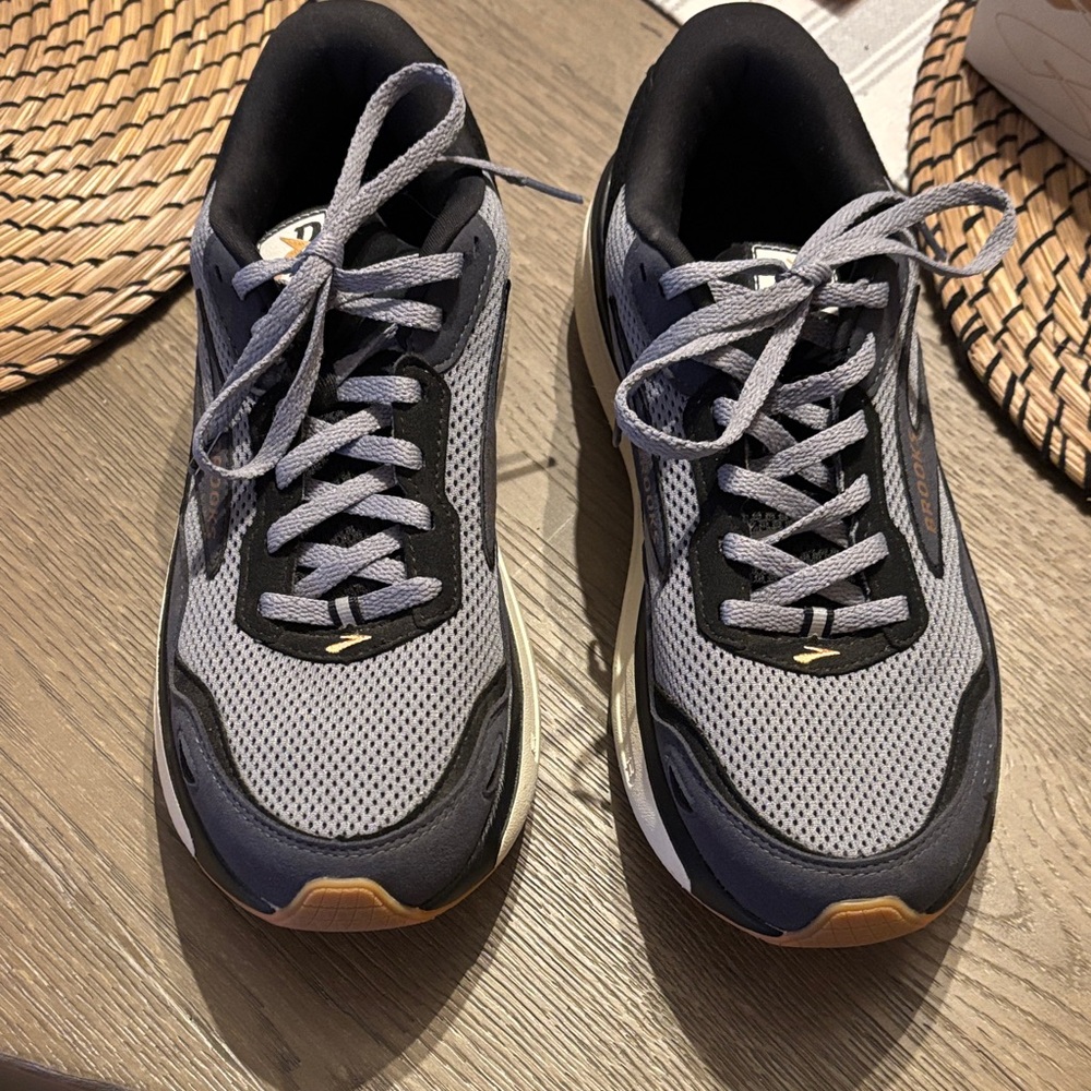 Brooks Gray and Black Sneakers